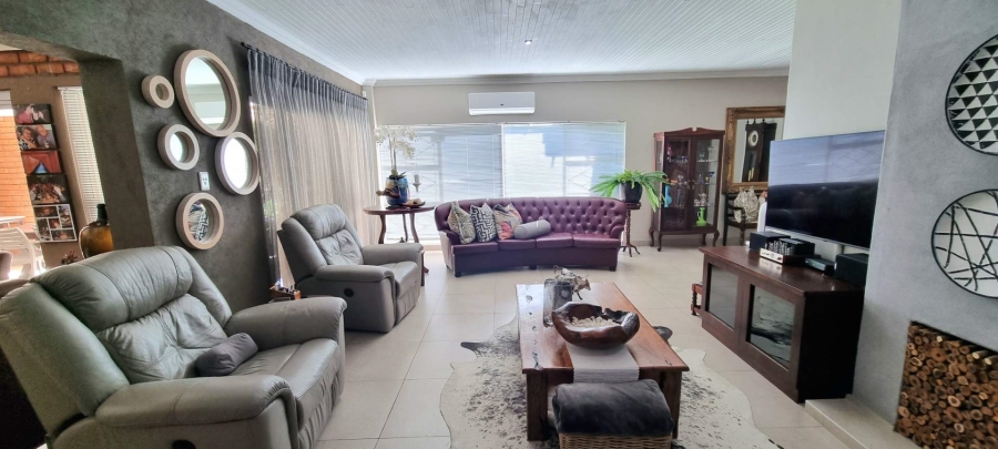 4 Bedroom Property for Sale in Dan Pienaar Free State